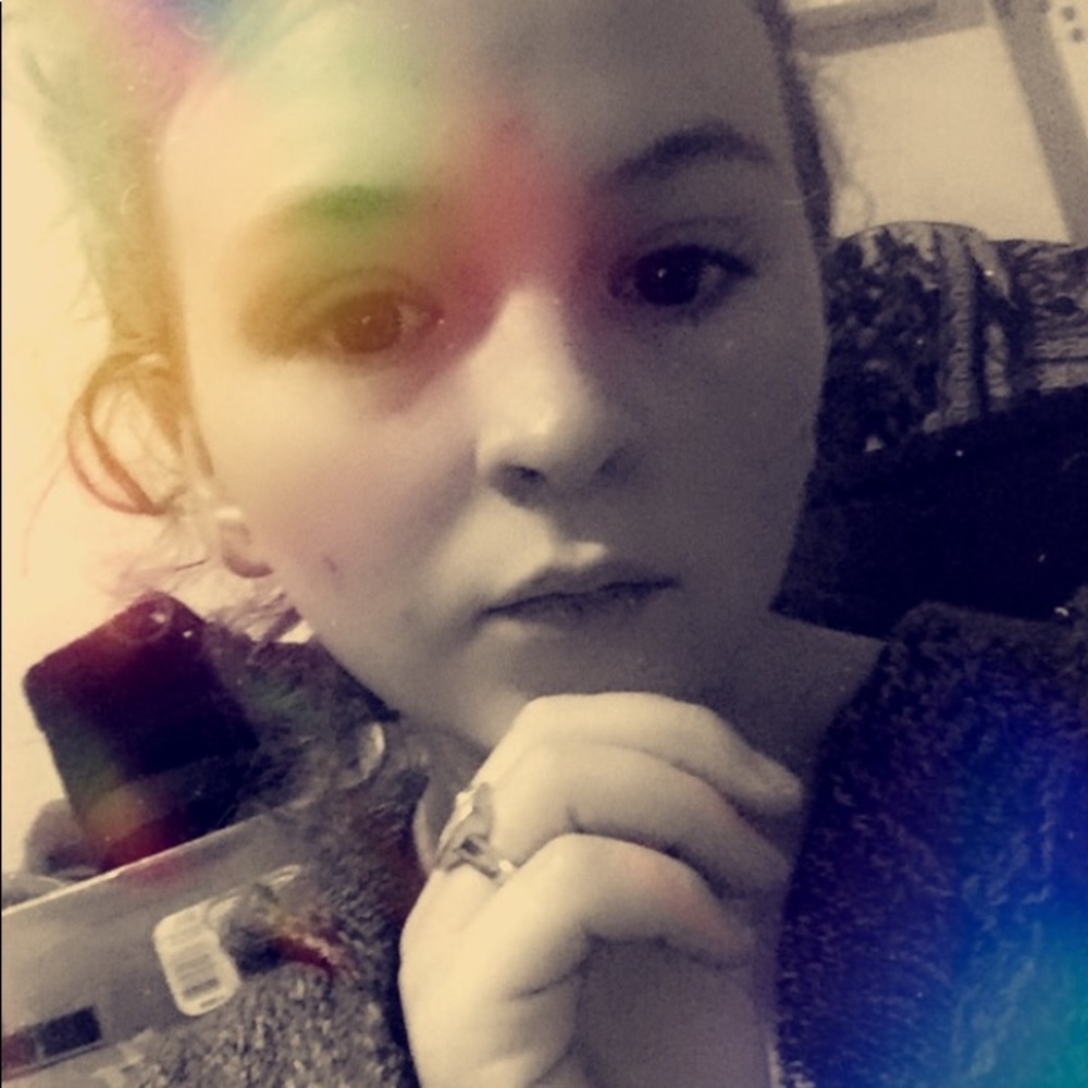 Meet your Posher, Kristal